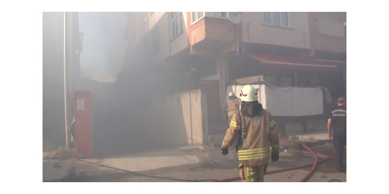 Pendik’te İş Yerinde Korkutan Yangın