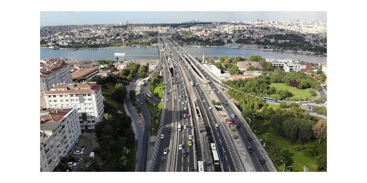 Bayram Sonrası İlk Mesai Gününde Trafik Yoğunluğu