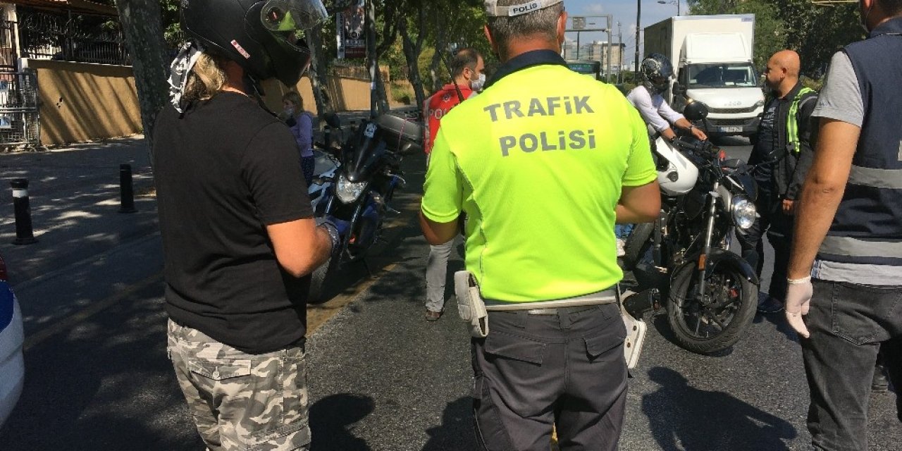 Kask Takmayan, Ehliyeti Olmayan Motosiklet Sürücülerine Ceza