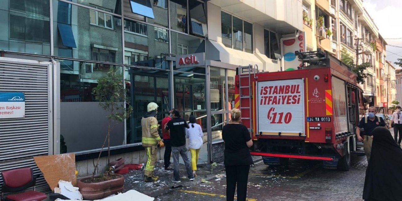 Gaziosmanpaşa’da Hastanenin Asma Tavanı Çöktü: 3 Yaralı