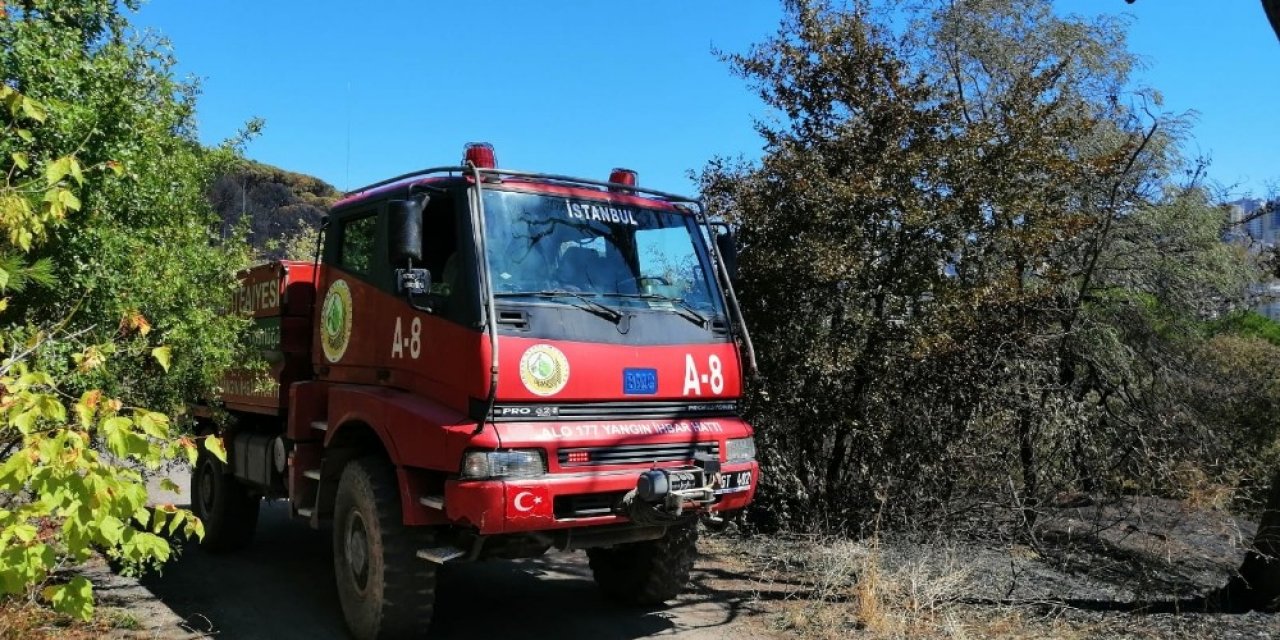 Dün Küle Dönen Ormanlık Alanda Tekrardan Yangın İhbarı Ekipleri Harekete Geçirdi