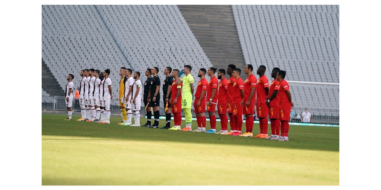 Süper Lig: Fatih Karagümrük: 1 - Yeni Malatyaspor: 0 (ilk Yarı)