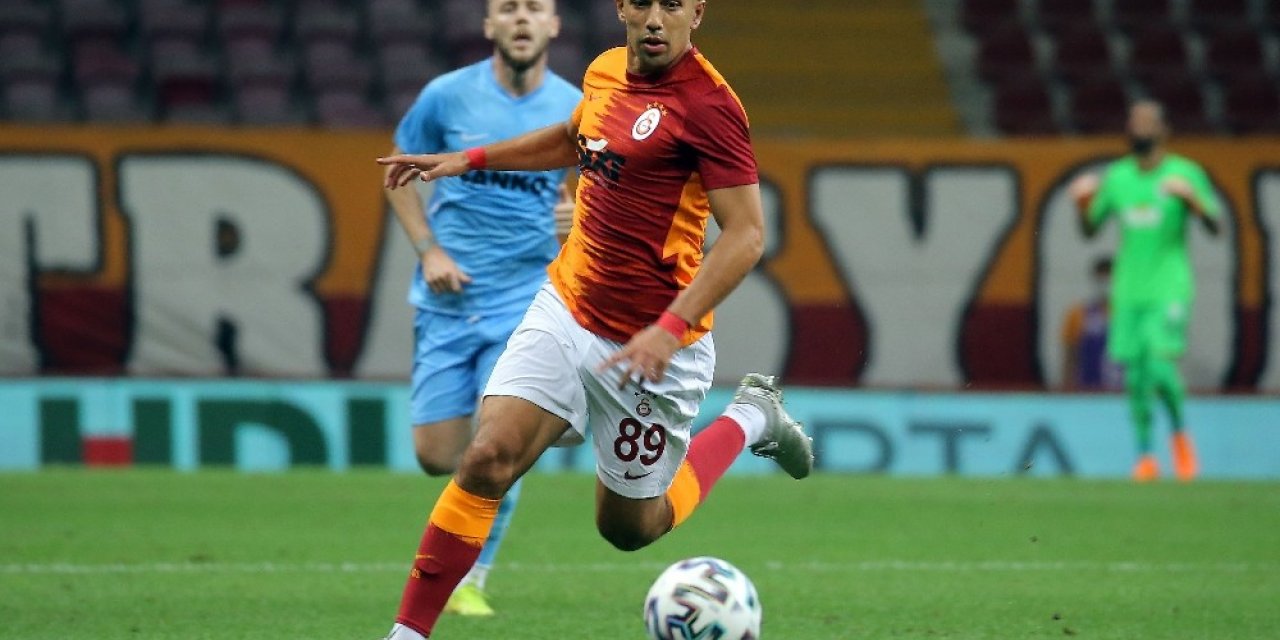 Sofiane Feghouli Sezona Asistle Başladı