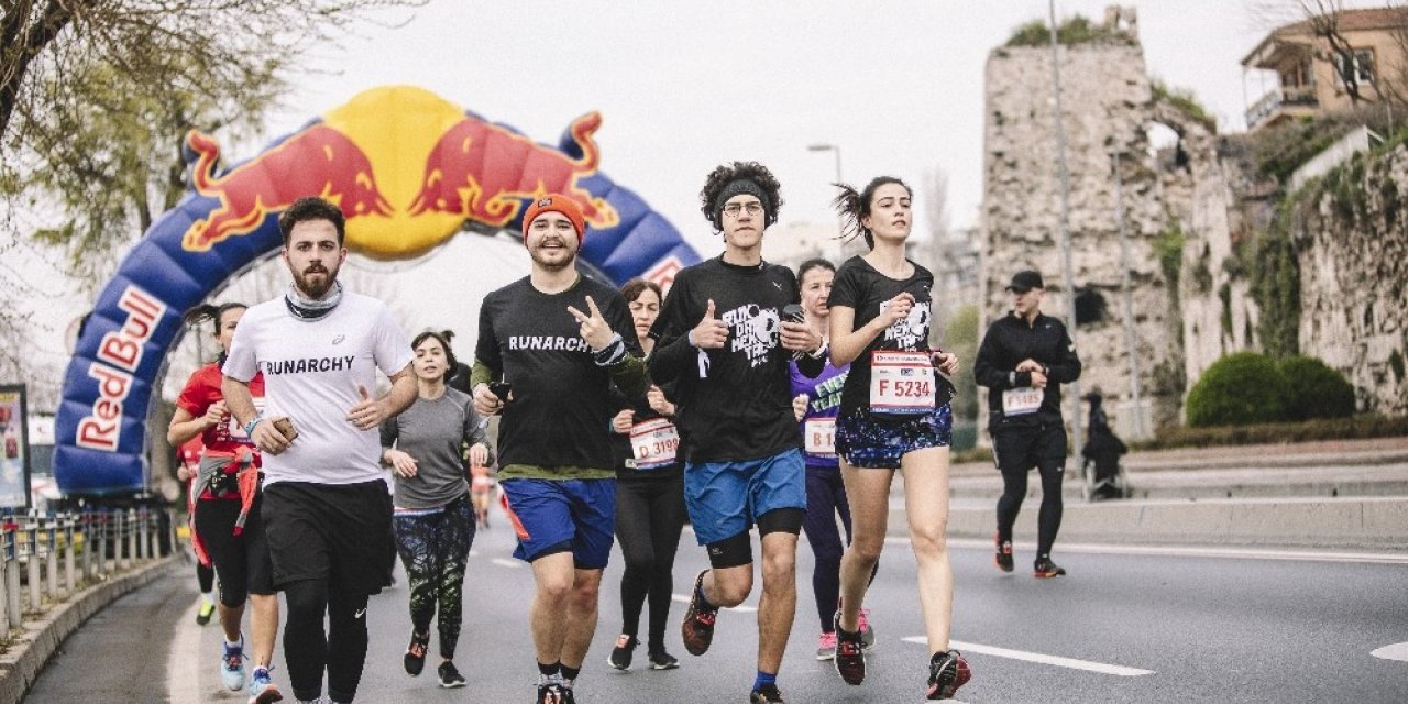 Red Bull Challengers Vodafone İstanbul Yarı Maratonu’na Hazır