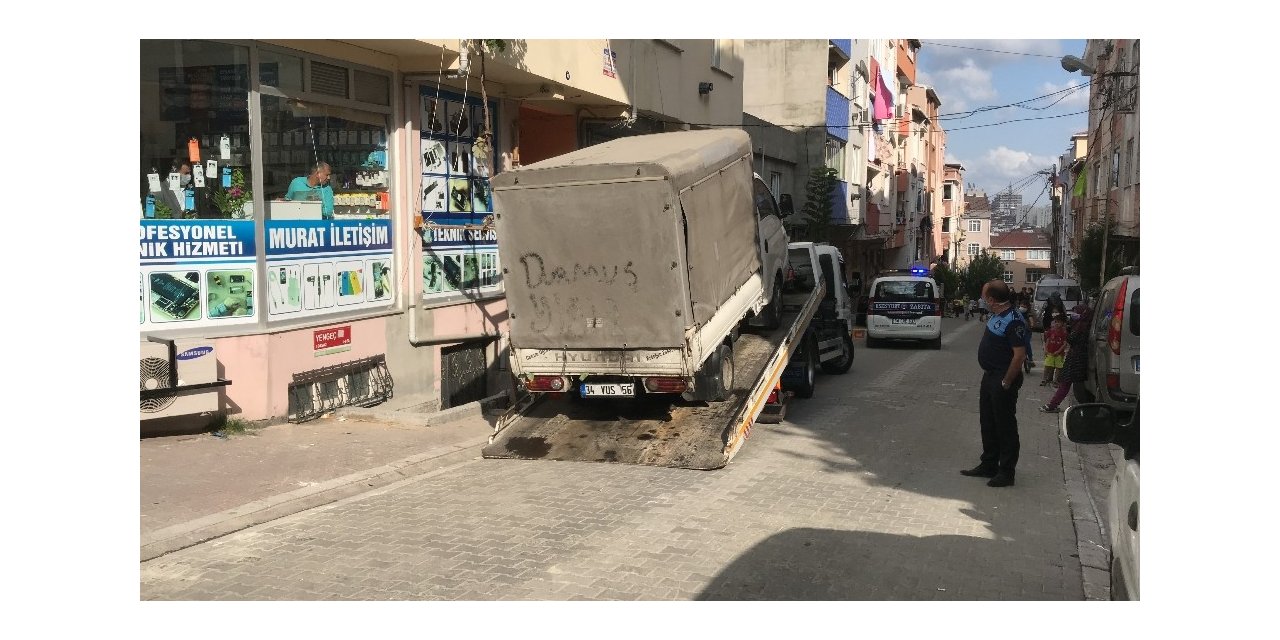 Tartıştığı Zabıtanın Ayağının Üstünden Kamyonetle Geçti