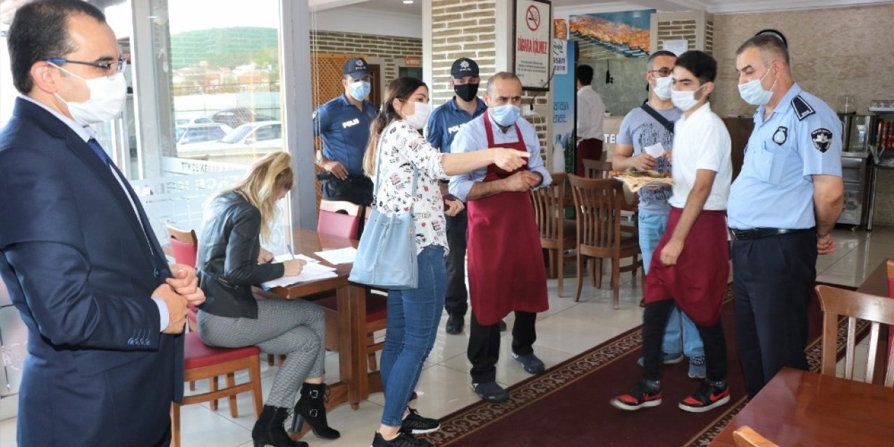 Sultanbeyli Kaymakamlığı İlçede Bulunan 309 Lokanta Ve Kafenin Tamamını Denetledi