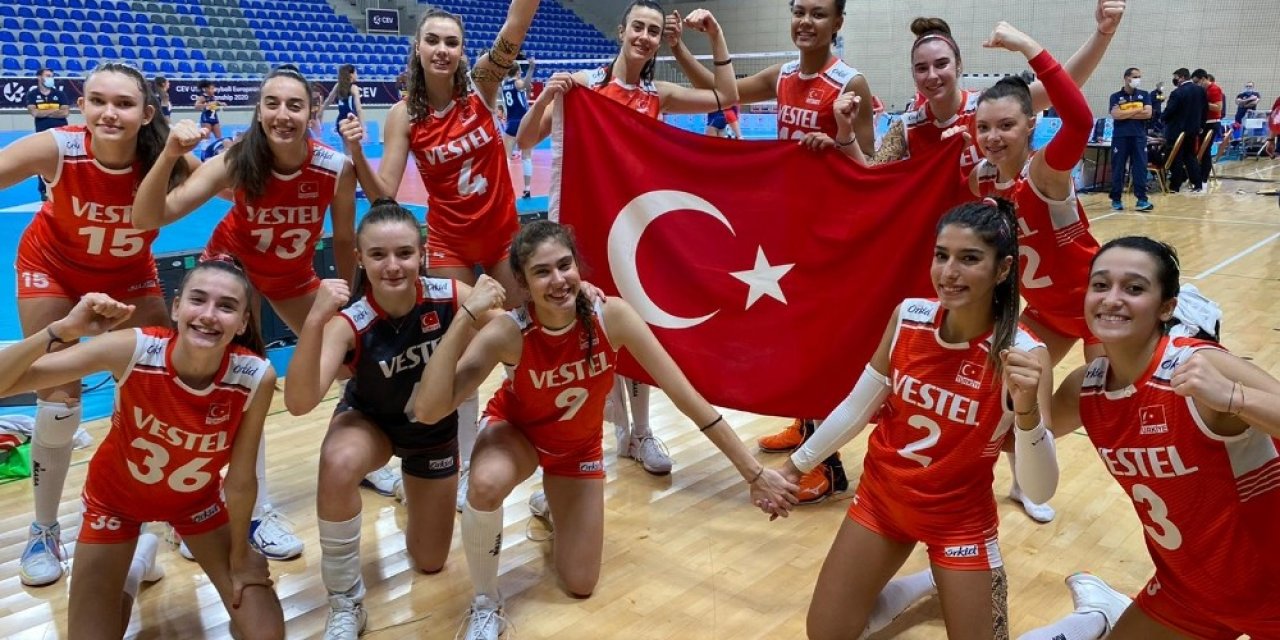 U17 Milli Takımı, Avrupa Şampiyonası’nda Namağlup Finalde