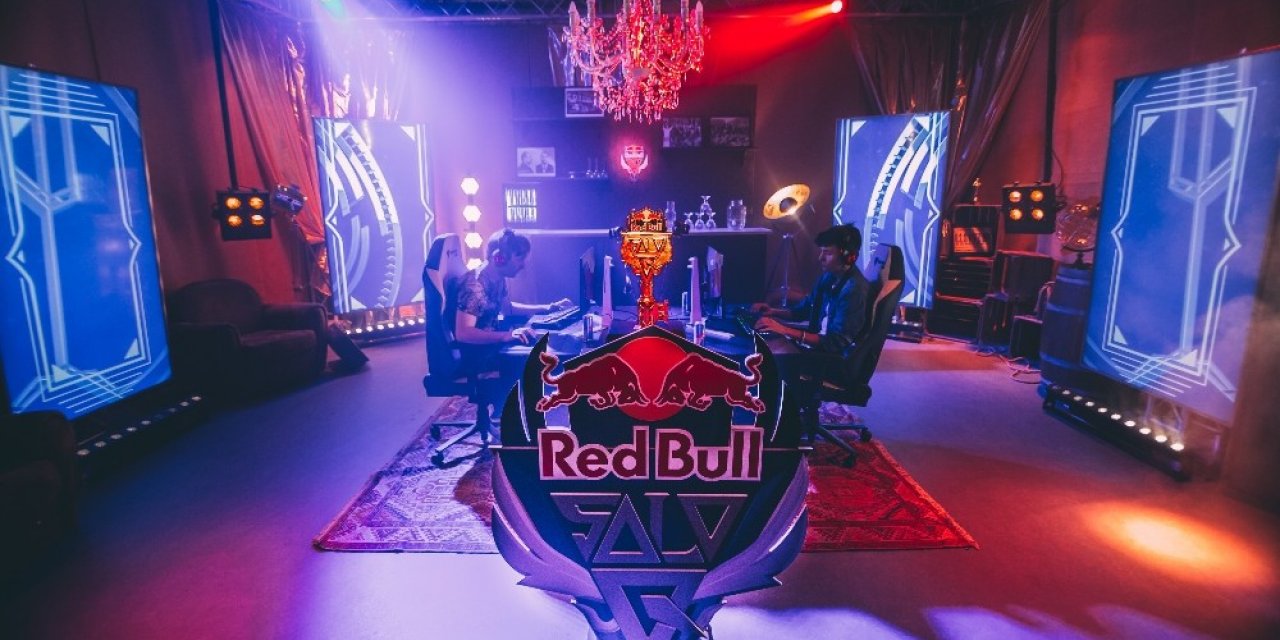 1v1 Lol Turnuvası Red Bull Solo Q’da Finalistler Belli Oldu