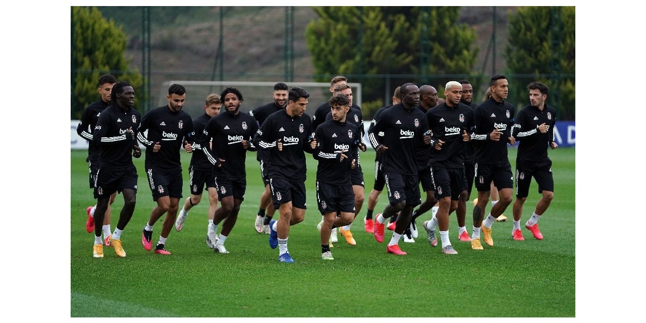 Beşiktaş Hazırlıklara Kaldığı Yerden Devam Etti