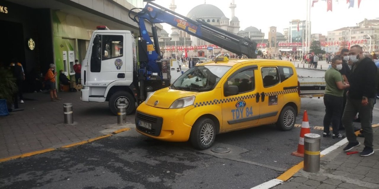 Taksim’de İlginç Kaza Panik Oluşturdu