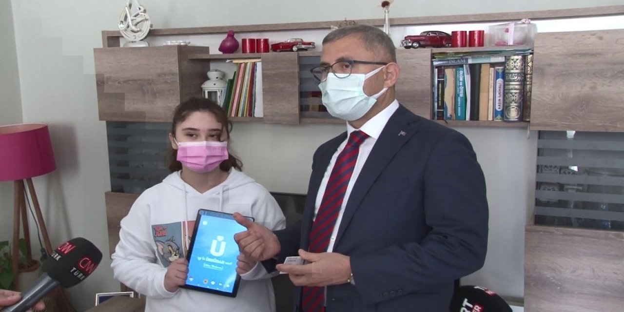 Üsküdar’da  Çöpler Öğrencilere Tablet Oldu