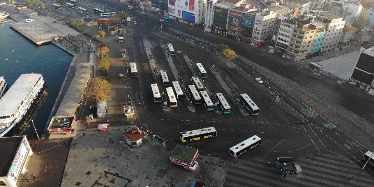 Kadıköy Ve Üsküdar Meydanı Havadan Görüntülendi