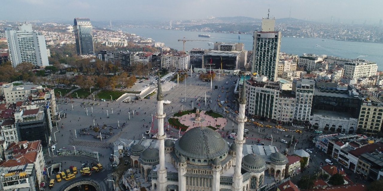 Taksim Camii’nde Sona Yaklaşıldı