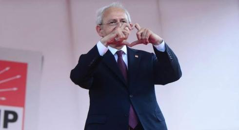 CHP GENEL BAŞKANI KEMAL KILIÇDAROĞLU, SEVGİLİLER GÜNÜNÜ KUTLADI