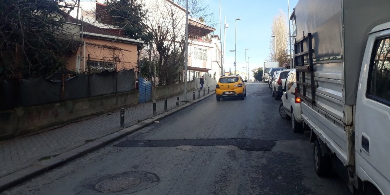 Kasalar Dolusu Meyveler Yokuş Aşağı Yuvarlandı, Vatandaşlar Böyle Topladı