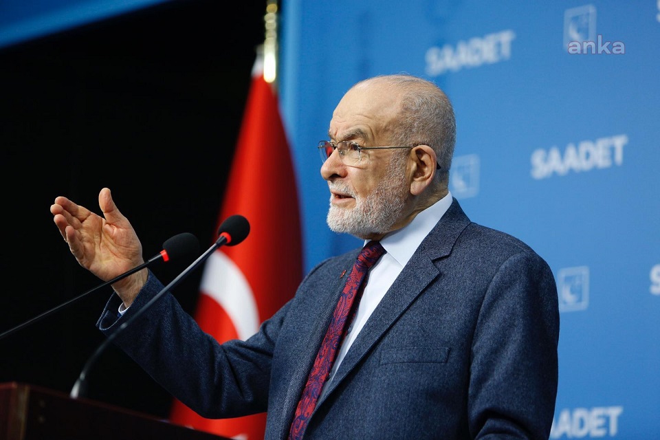 KARAMOLLAOĞLU, " UYMADIKTAN SONRA NE YARAR"