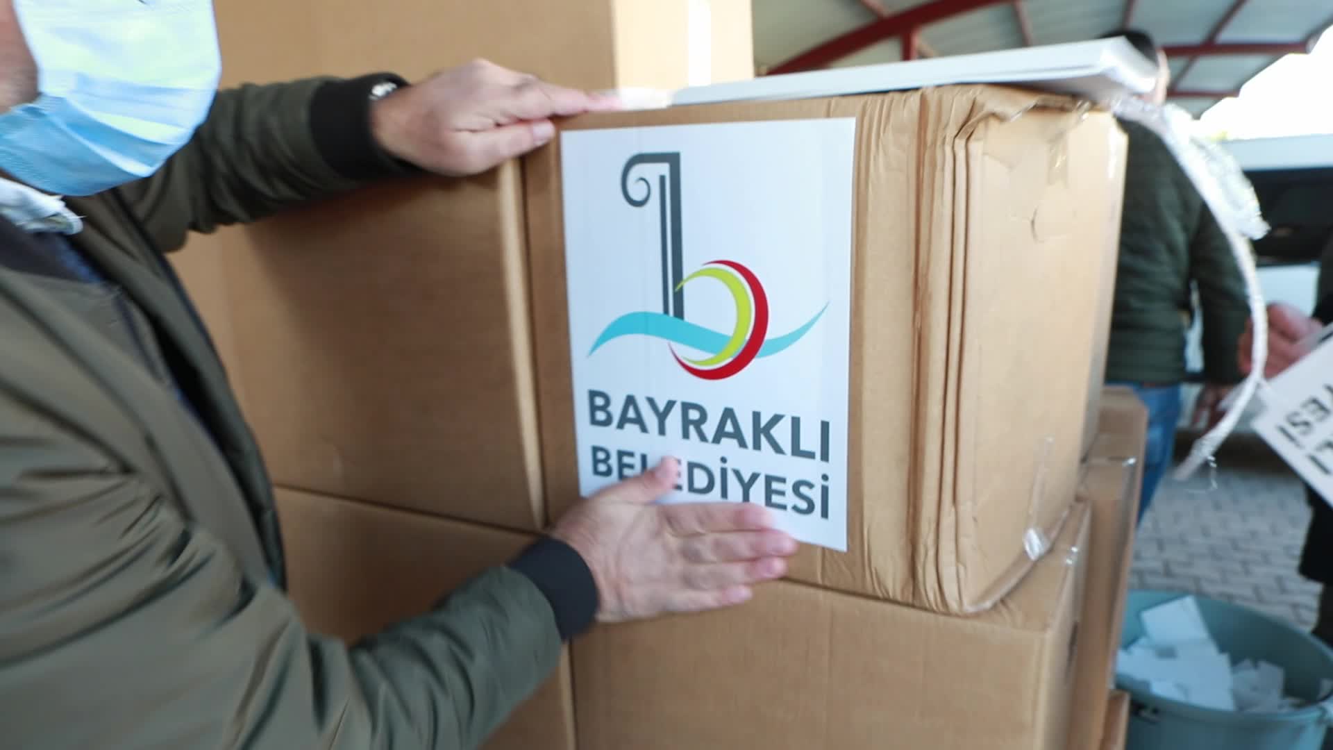 BAYRAKLI'DA SELZEDELERE SOSYAL DESTEK