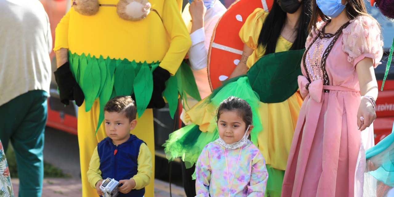 ANTALYA BÜYÜKŞEHİR'DEN RENKLİ NEVRUZ KUTLAMASI