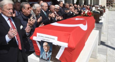 CHP GENEL BAŞKANI KEMAL KILIÇDAROĞLU, DEVLET ESKİ BAKANI EKREM CEYHUN’UN CENAZE TÖRENİNE KATILDI