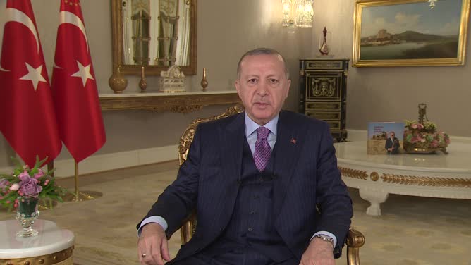 ERDOĞAN: “BAYRAM SONRASINDA KONTROLLÜ NORMALLEŞME ADIMLARINI ATIYORUZ”