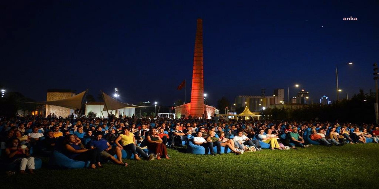 İZMİR'DE ÇİM KONSERLERİ BAŞLIYOR