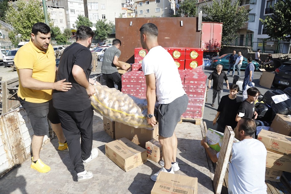 KAĞITHANE’DEN AFET BÖLGELERİNE DESTEK