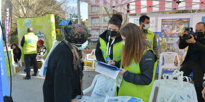 BEYLİKDÜZÜ BELEDİYESİ’NİN GEZİCİ HİZMET OTOBÜSLERİ’NİN YENİ DURAĞI İHLAS MARMARA