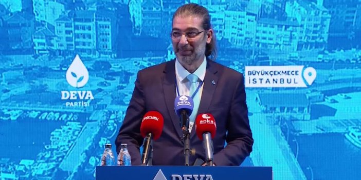 DR. EKREM YILMAZ: "ÜLKEMIZ EKONOMIK, SİYASAL AÇIDAN EN SIKINTILI ZAMANLARINI YAŞIYOR"