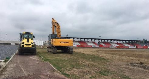 Ümraniye Şehir Stadyumu’nun Çim Sahası Komple Yenileniyor