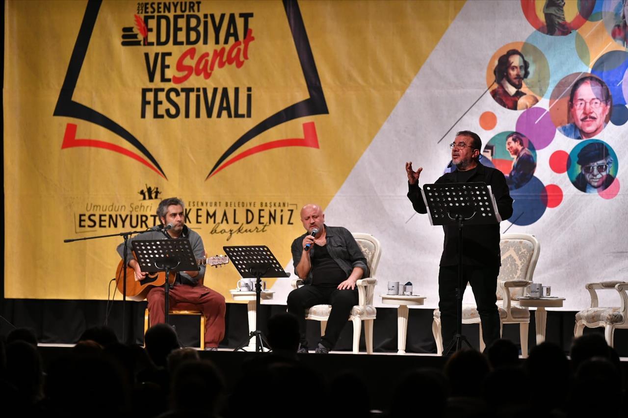 Edebiyat Ve Sanat Festivali’nde Ahmet Ârif Anildi