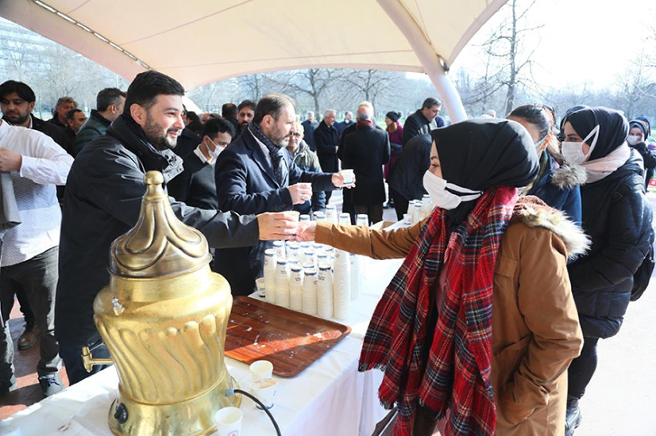 HASBAHÇE'DE BİNLERCE VATANDAŞ SALEP ETKİNLİĞİNDE BULUŞTU