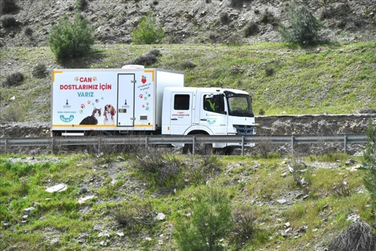 Kırsal ilçeler için mobil hizmet aracı yola çıktı