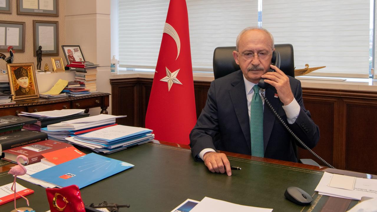 CHP Genel Başkanı Kemal Kılıçdaroğlu, Şehit Aileleriyle Görüştü