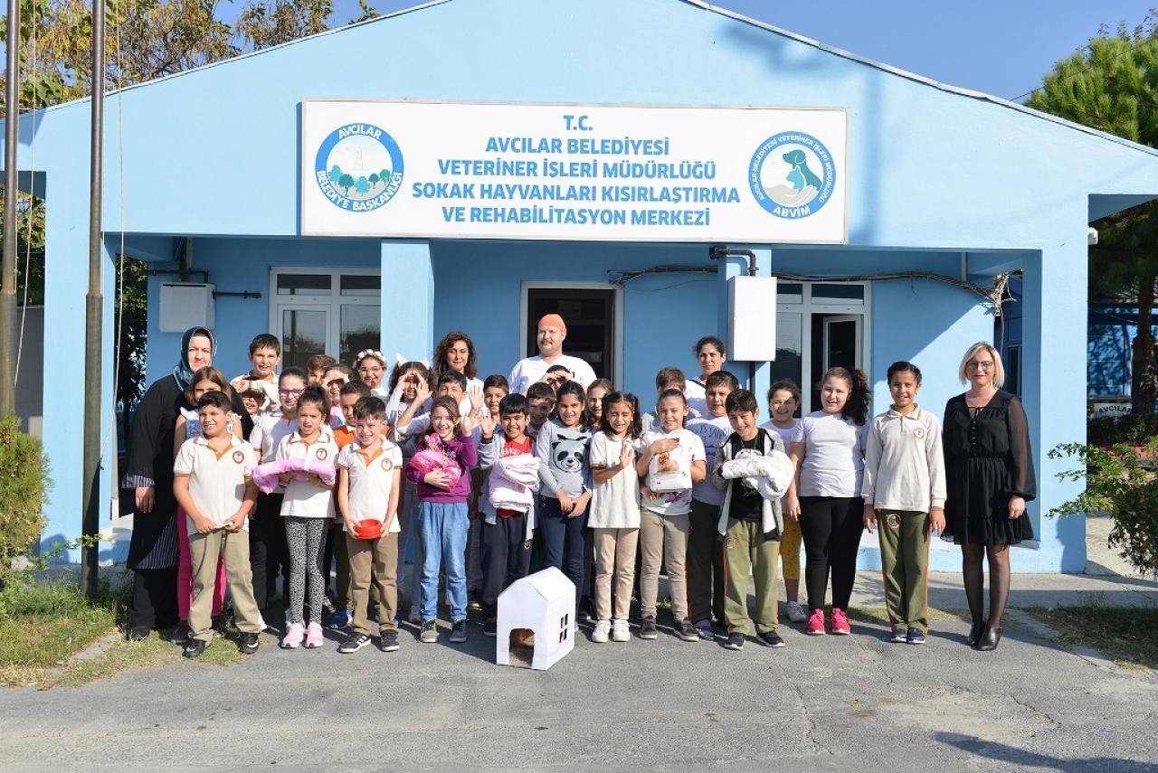 Edremit Belediyesi El Sanatları Sergisi Açıldı