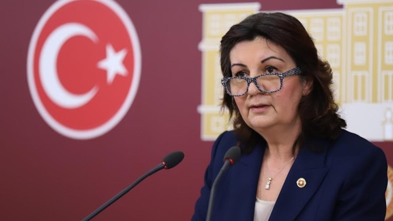 Lale Karabıyık: MEB, Yetkilerini Tarikat ve Cemaatlerin Arka Bahçesi Vakıf-Derneklere Teslim Etti!