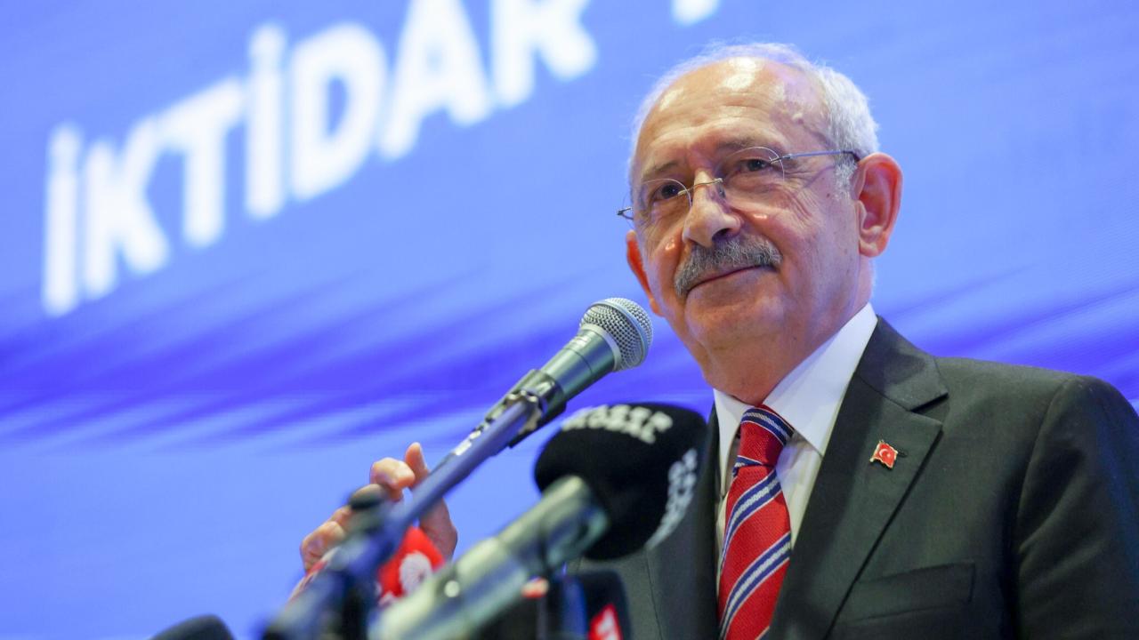 CHP Lideri Kılıçdaroğlu: Paniktesin Erdoğan; Ya Küfür Ediyorsun Ya Aday Aday Diye Yalvarıyorsun