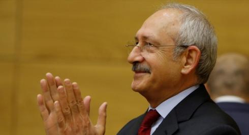 CHP GENEL BAŞKANI KEMAL KILIÇDAROĞLU, MİLLİ SPORCU RIZA KAYAALP’İ TEBRİK ETTİ