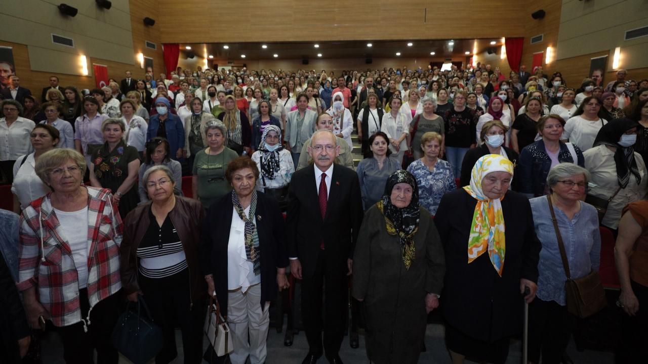 CHP Genel Başkanı Kemal Kılıçdaroğlu, Düzce'de Kadın Buluşmasına Katıldı