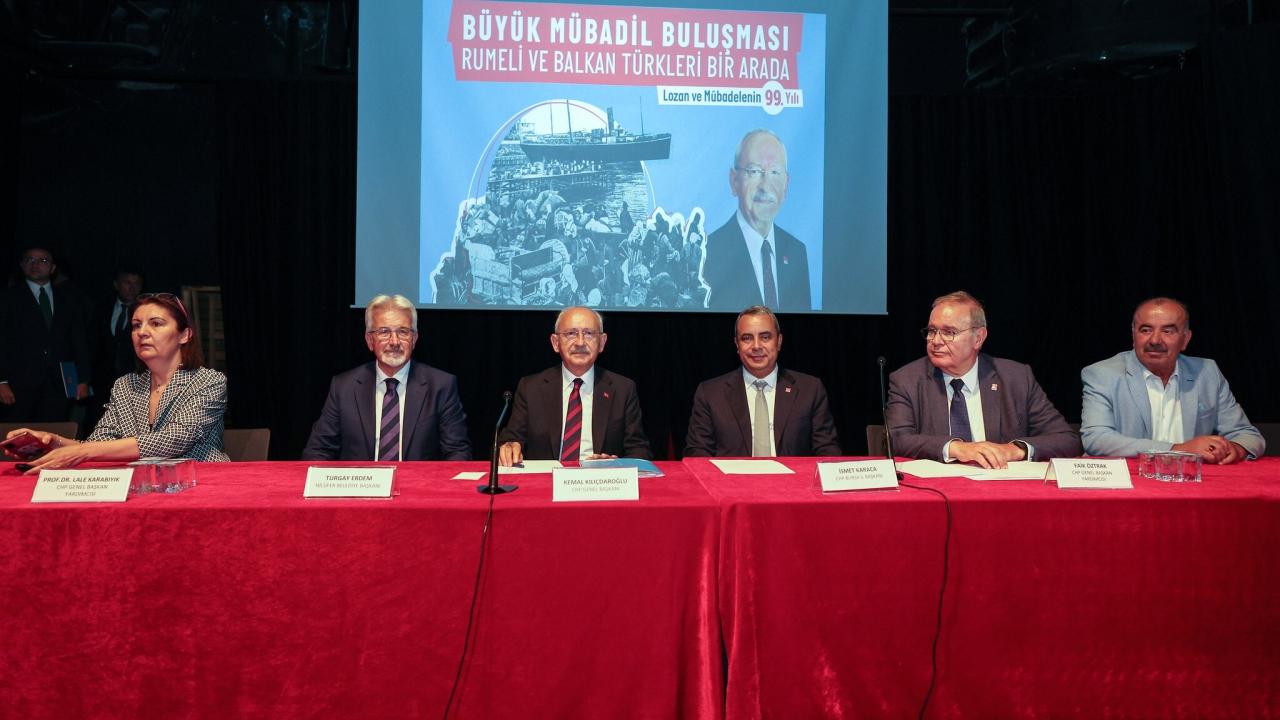 CHP Lideri Kılıçdaroğlu, Bursa'da Rumeli ve Balkan Kökenli Vatandaşlarla Bir Araya Geldi