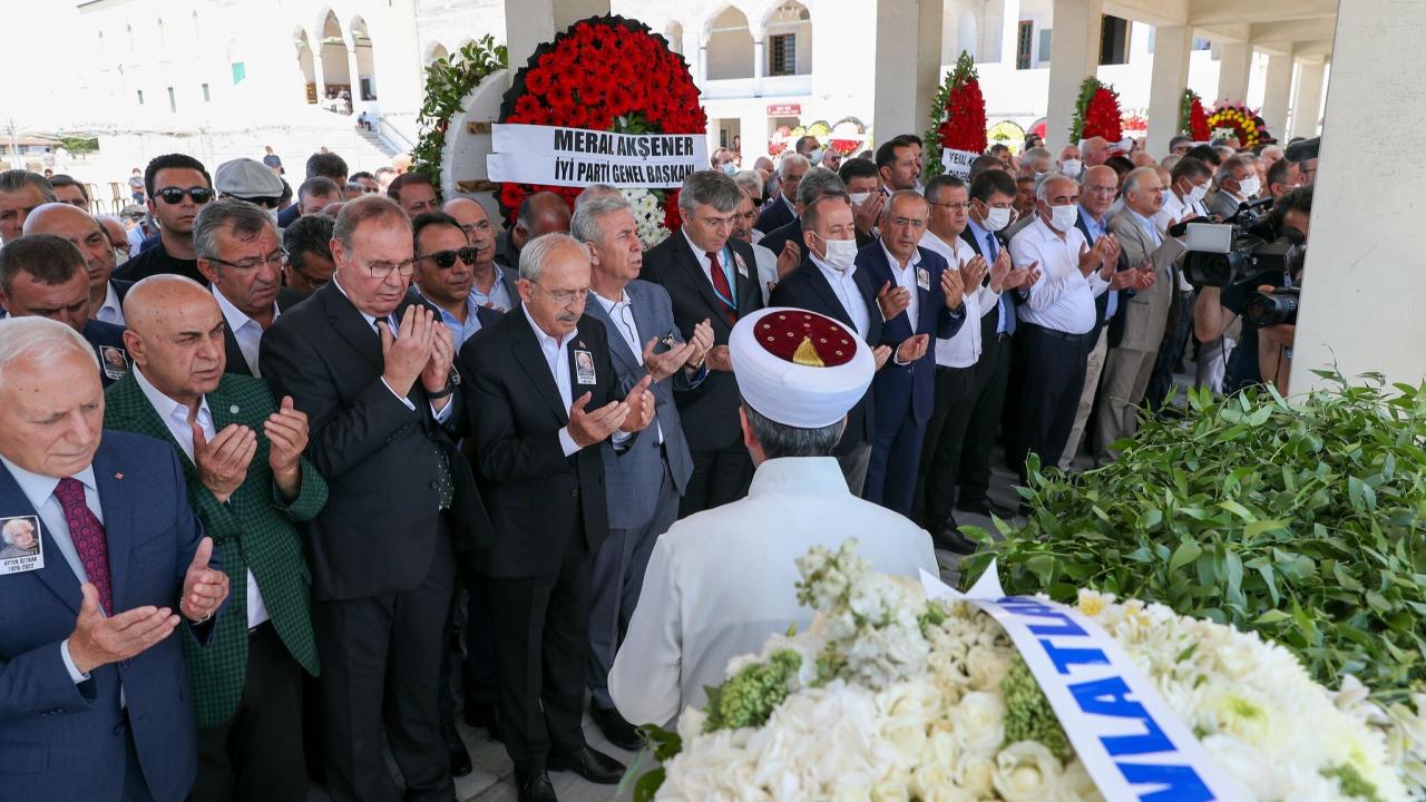 CHP Genel Başkanı Kemal Kılıçdaroğlu, Ayten Öztrak’ın Cenaze Törenine Katıldı