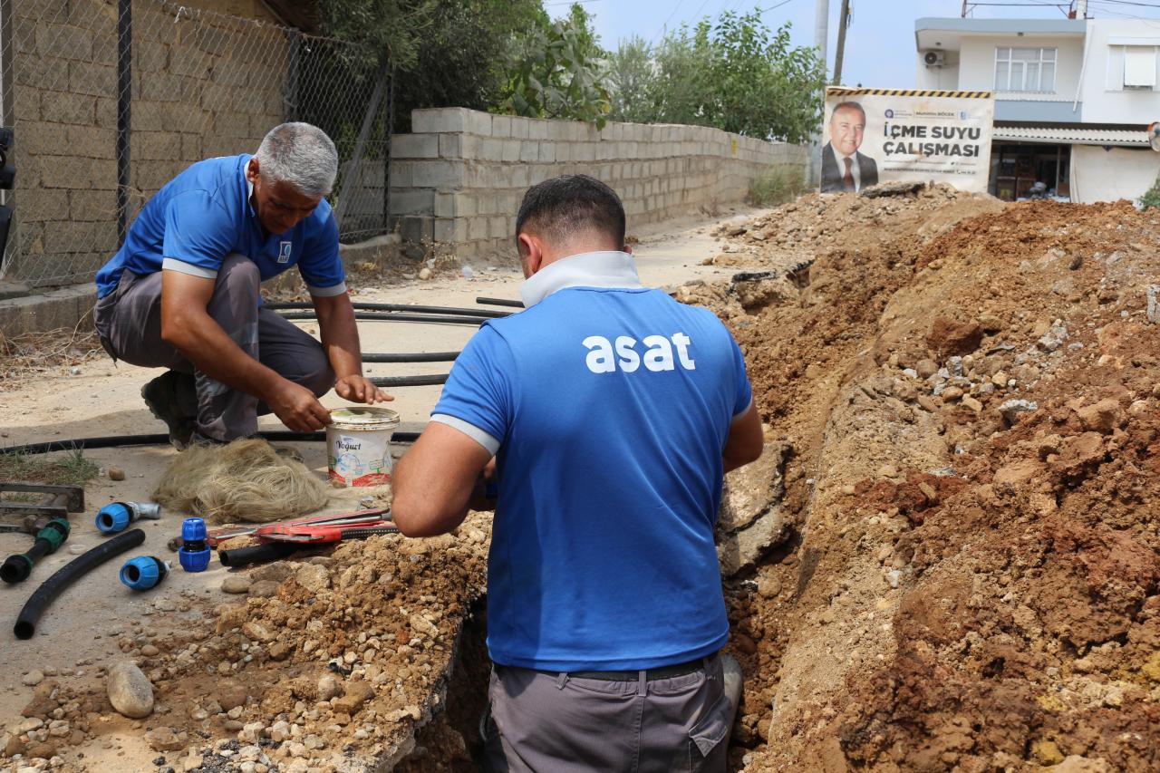 Büyükşehir’in Serik’te Çalışmaları Sürüyor