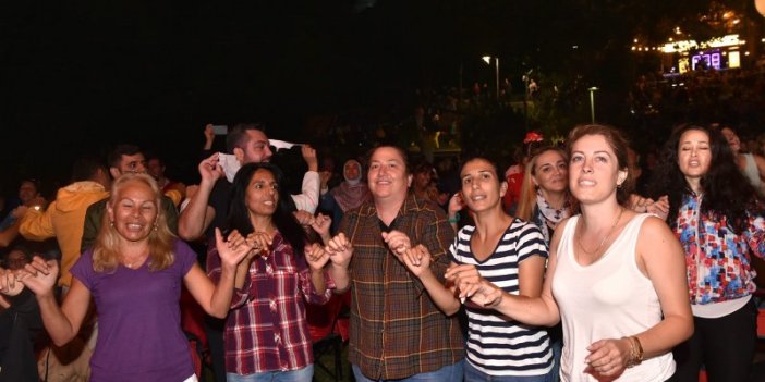 BEŞİKTAŞ FESTİVALİ HIZ KESMEDEN DEVAM EDİYOR