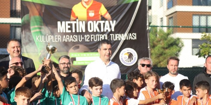 Metin Oktay’a Vefa Turnuvası’nın Şampiyonu Bulvarspor Oldu