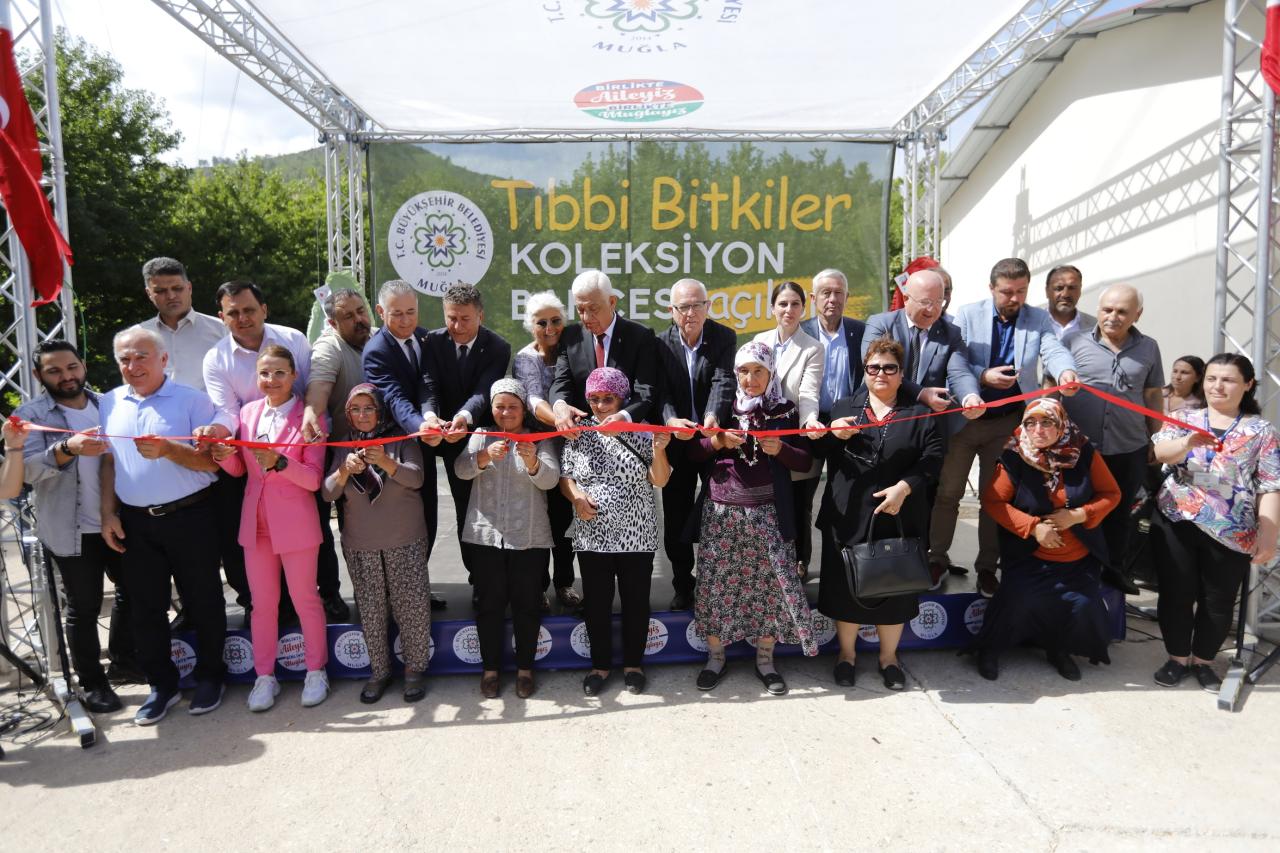 Tıbbi Bitkiler Koleksiyon Bahçesi Hizmete Açıldı