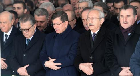 CHP GENEL BAŞKANI KEMAL KILIÇDAROĞLU, ESKİ BAŞBAKANLARDAN MESUT YILMAZ’IN OĞLU MEHMET YAVUZ YILMAZ’IN CENAZE TÖRENİNE KATILDI