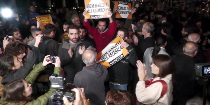 KADIKÖY’DE YAPILMAK İSTENEN FİNCANCI PROTESTOSUNA POLİS MÜDAHALE ETTİ