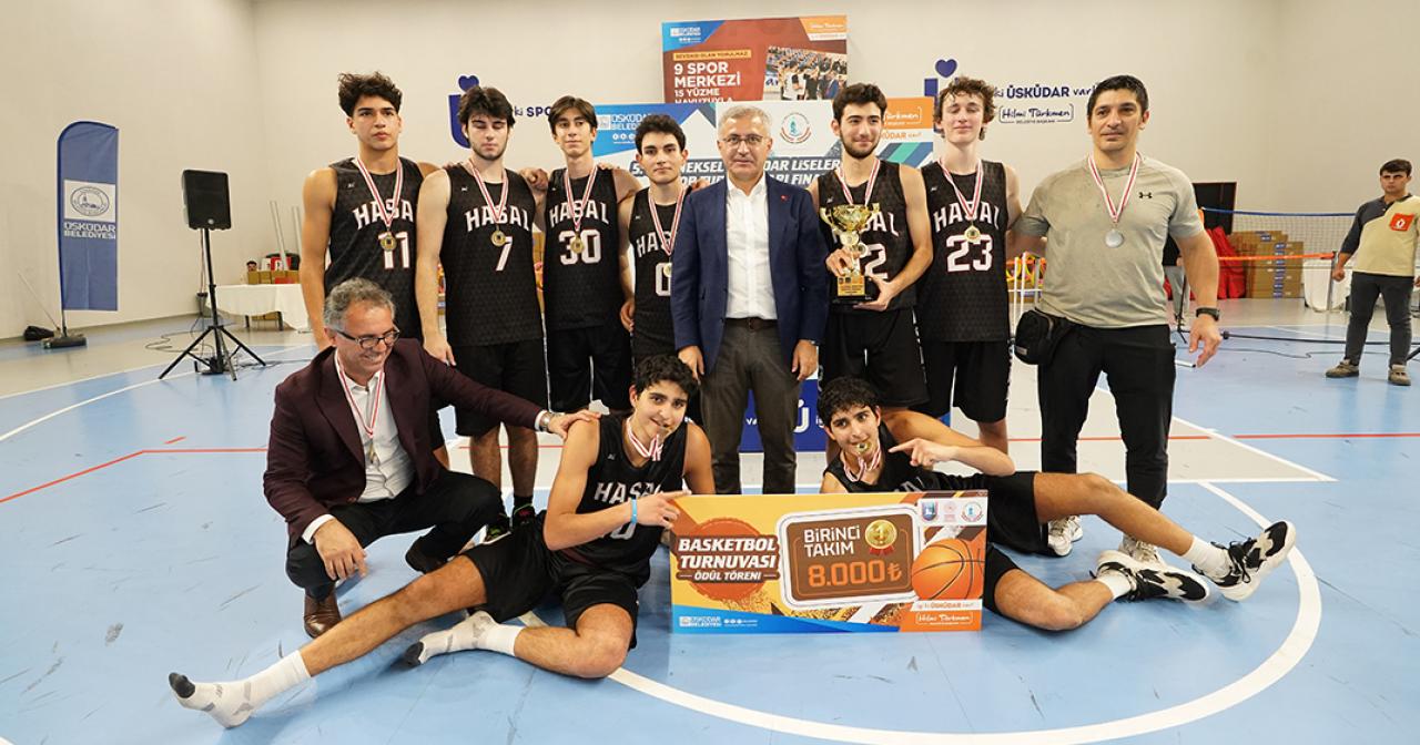 5. GELENEKSEL LİSELER ARASI BASKETBOL TURNUVASI’NIN ŞAMPİYONU HÜSEYİN AVNİ SÖZEN ANADOLU LİSESİ