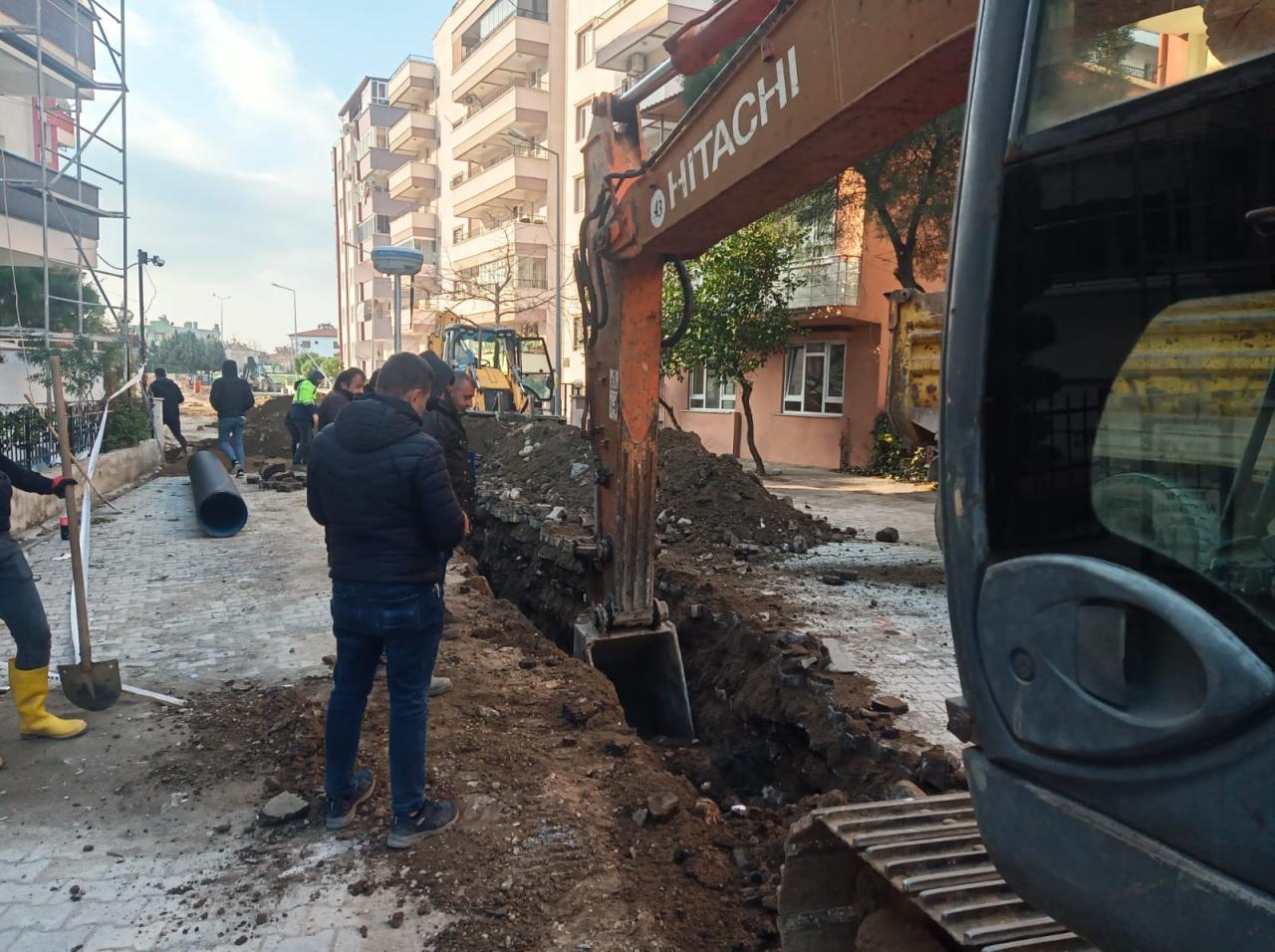 Yağmur Suyu Hattı Çalışmaları Devam Ediyor