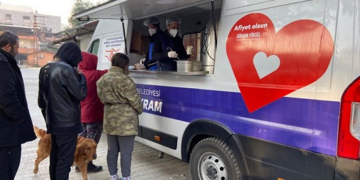 Kartal Belediyesi’nden Hatay’da Günlük 3 Öğün Yemek İkramı Hizmeti