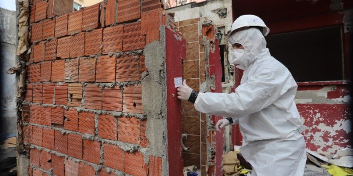 Kartal’da, Yıkım Kararı Alınan Yapılarda Asbest Denetimi